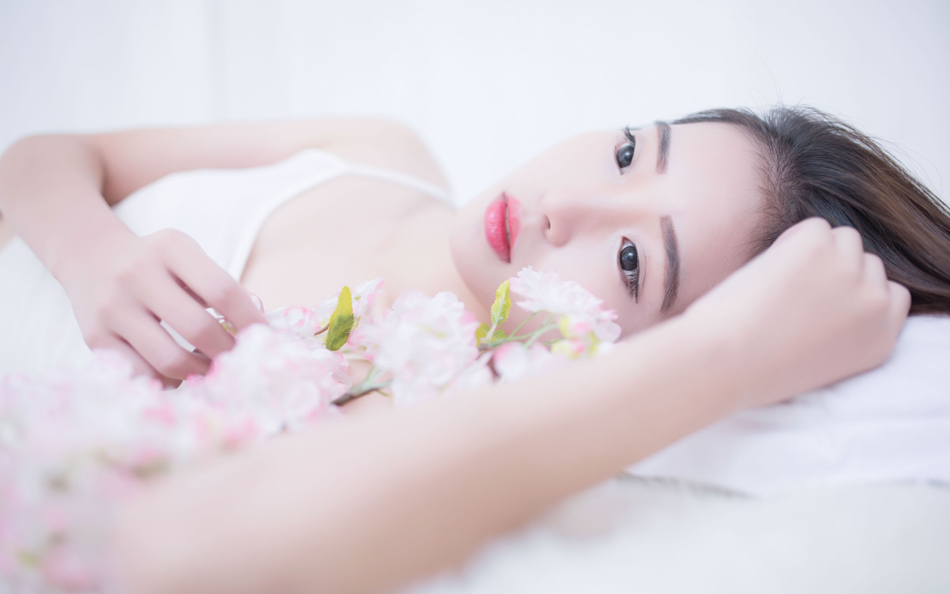 民进党当局称小红书等“风险高” 国台办指“草木皆兵”